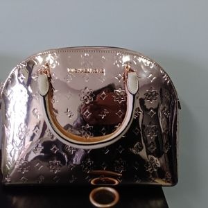 Michael Kors LG Rose Gold emmy mirror hand bag